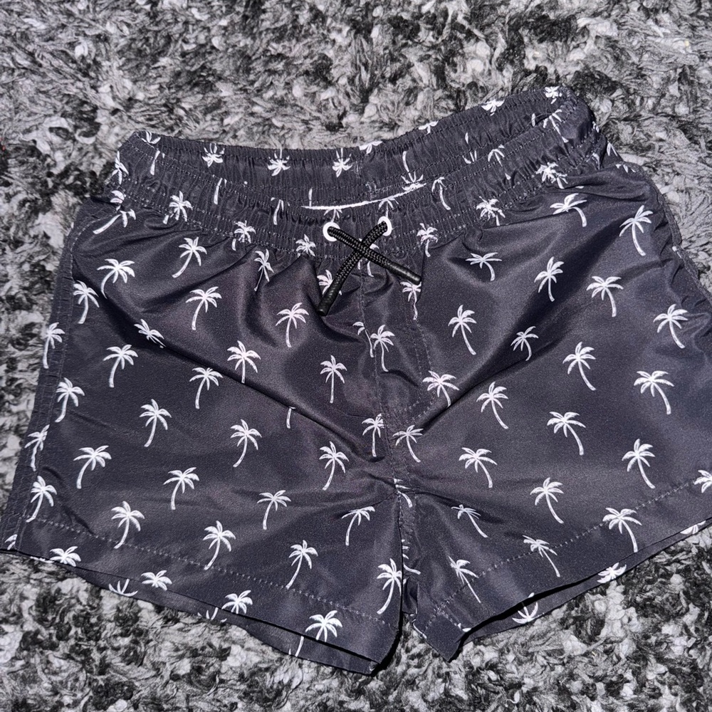 ZARA boys swimming trunk size 6-7